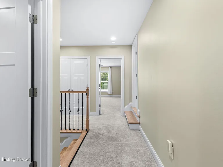 825 Artisan Pkwy — Photo 45