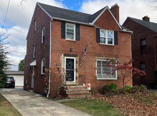 4169 Bushnell Rd, University Heights, OH 44118