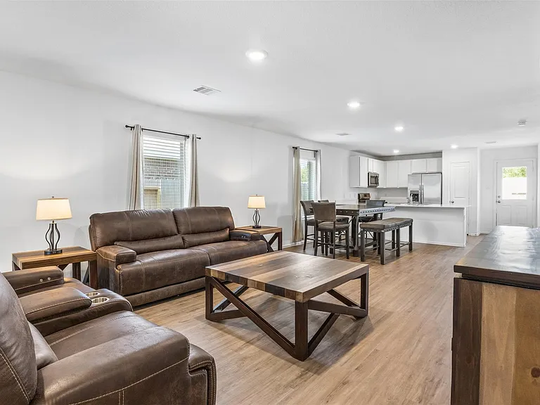 9311 Sierra Point Way — Photo 1
