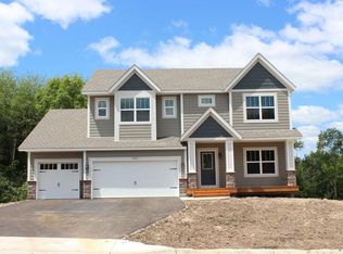 7522 Burr Oak Cv S, Cottage Grove, MN 55016