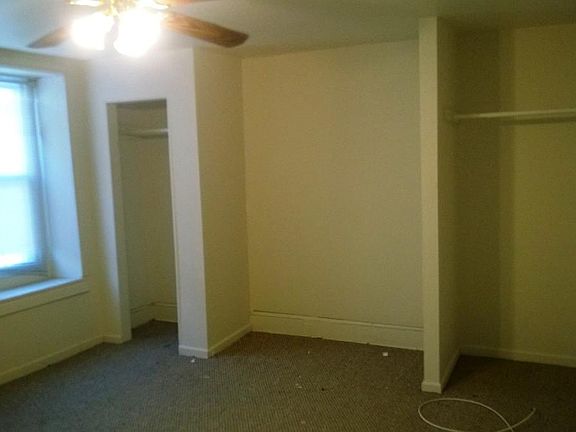 3rd image of 4334 Cresson St #43