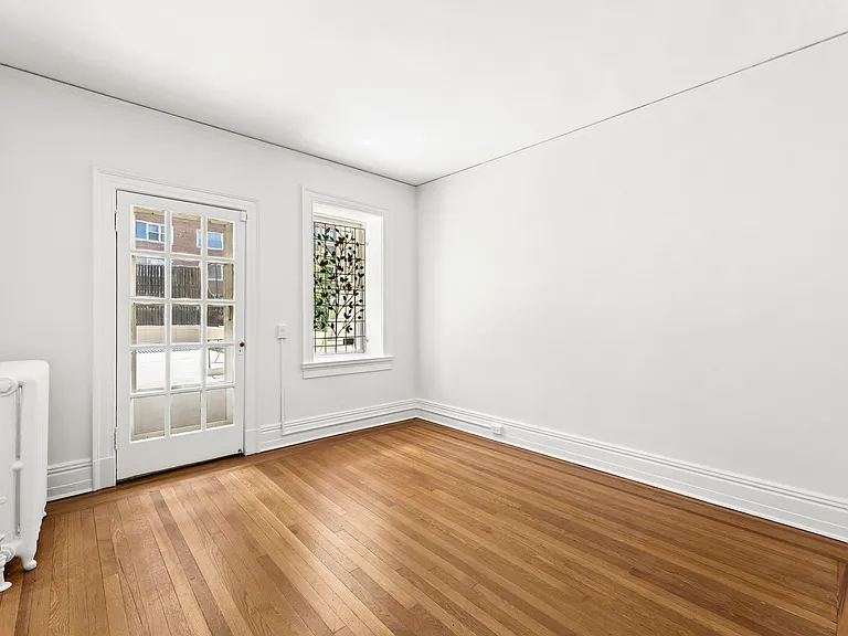 42 Monroe Pl #UP — Photo 12