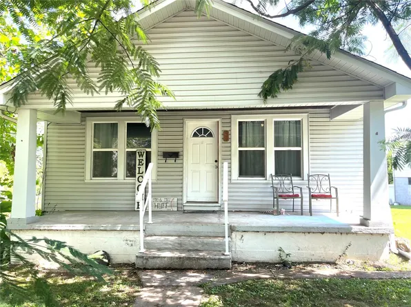 440 N Main St, Saint Clair, MO 63077