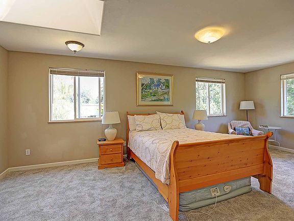 5th image of 1680 S East Camano Dr