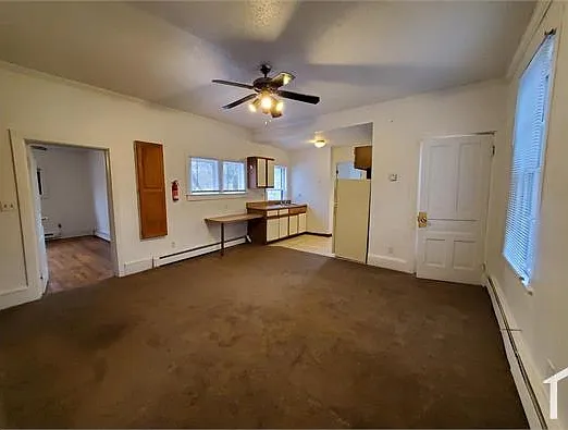 220 N Hamilton St — Photo 15