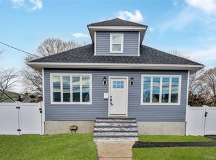 1811 Bedford Ave, Merrick, NY 11566
