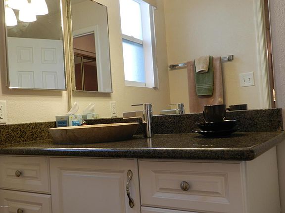 5th image of 1044 S 81st Pl