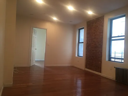 Rented by Bohemia Realty Group | media 20