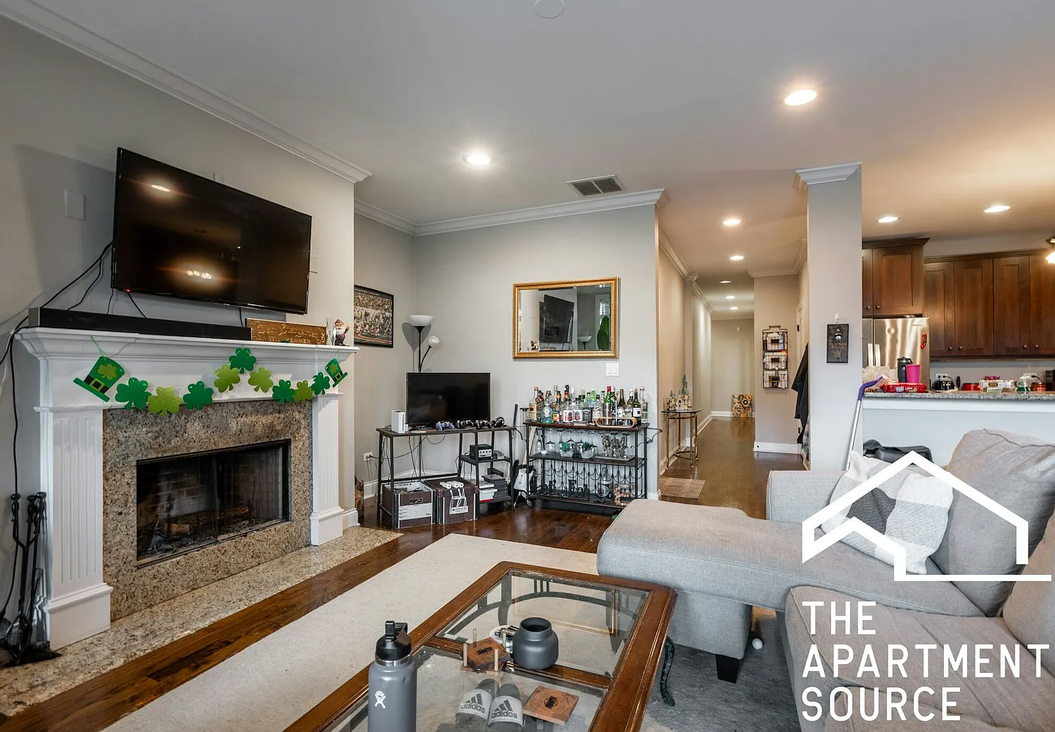 1136 West Diversey Parkway, Unit 3 — Photo 1