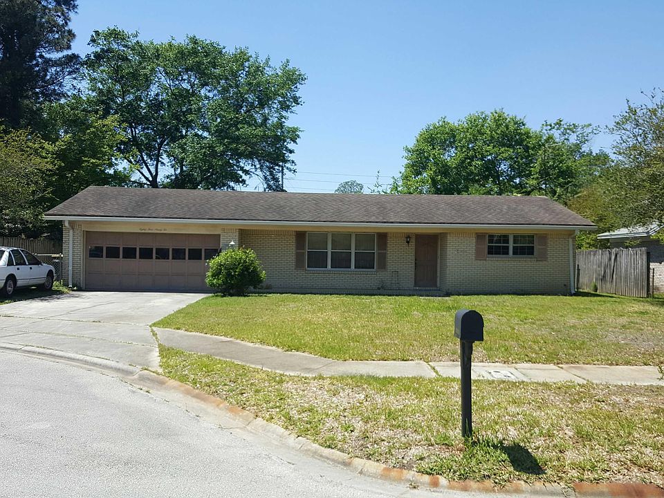 1st image of 8492 Harrow Ct