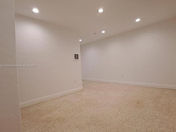 5th image of 4303 NW 14th Ave #1403