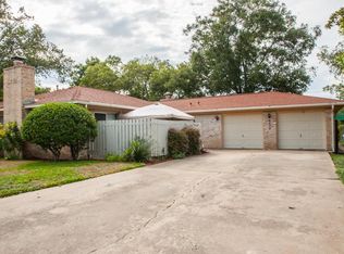 8512 Bowling Green Dr #B, Austin, TX 78757