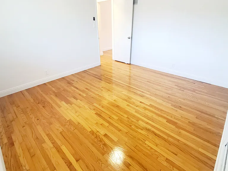 330 Orizaba Ave #4 — Photo 14