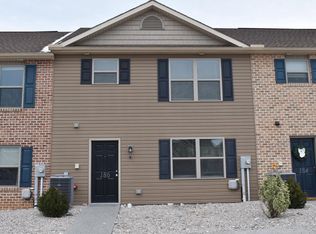 186 Delano Dr, Chambersburg, PA 17201