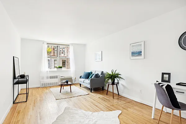 Sold by Compass | media 2