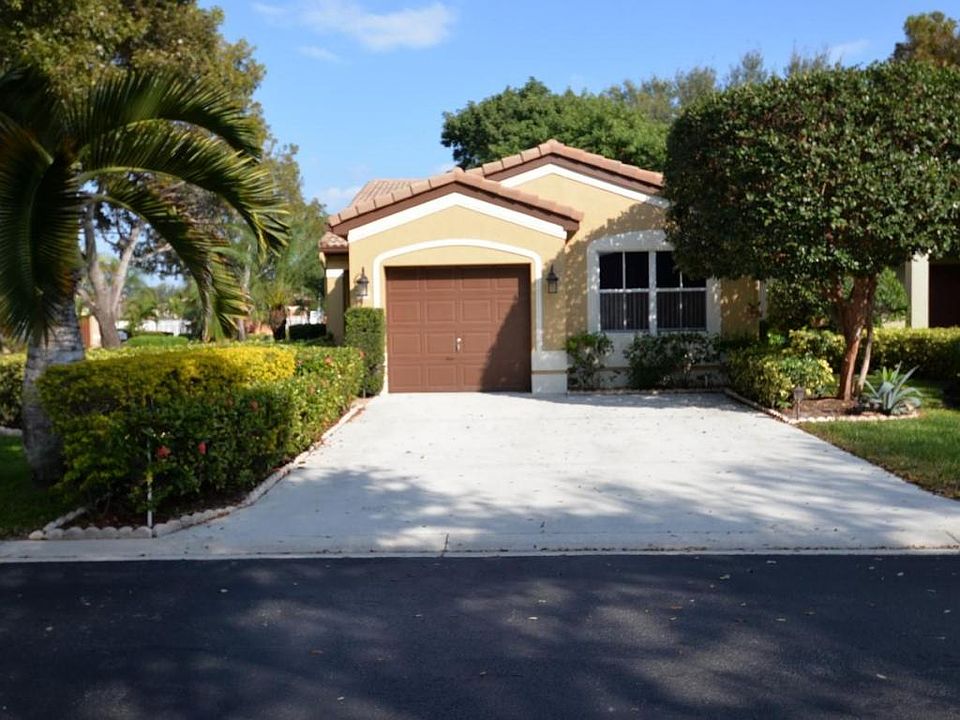 1st image of 58 NW 43rd Way