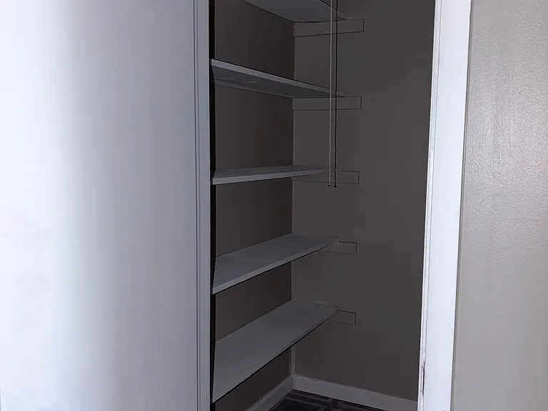 Aspen Apartments — Photo 7