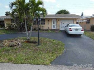 8610 NW 11th St, Pembroke Pines, FL 33024
