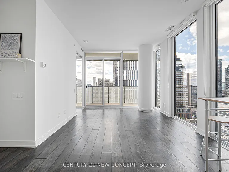 28 Wellesley St E #1902 — Photo 15