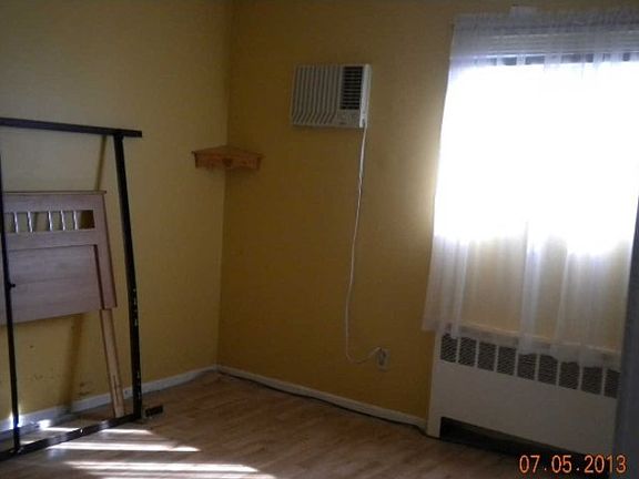 5th image of 30 Ida Ln
