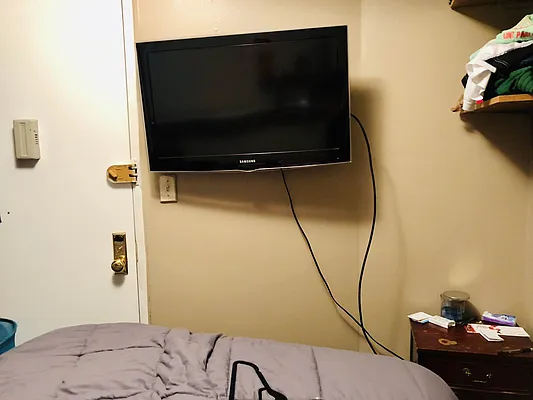 Rented by H F Hewitt Realty | media 87