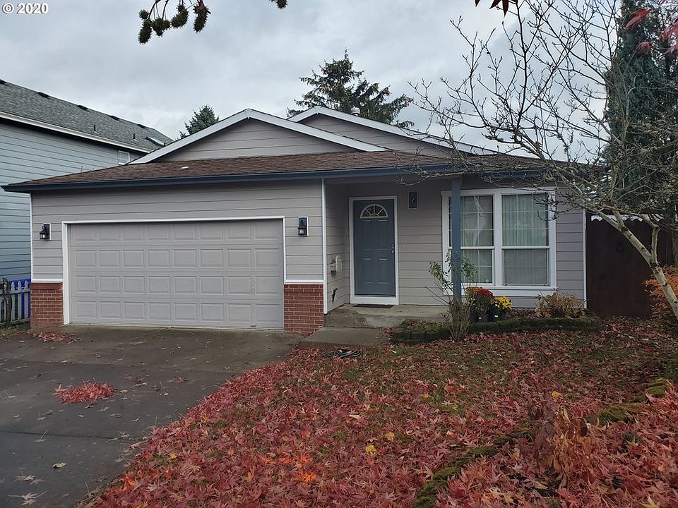 1st image of 1588 NE Barnes Ln