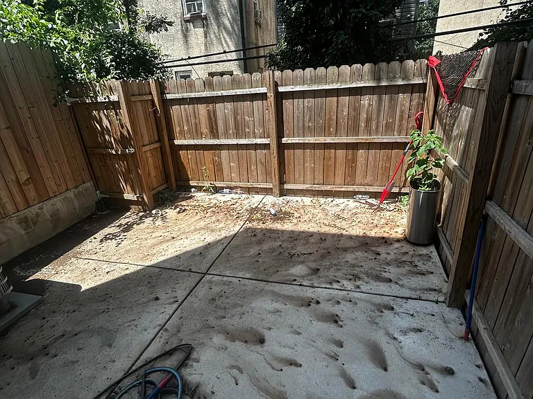 2110 N Franklin St #1 — Photo 8