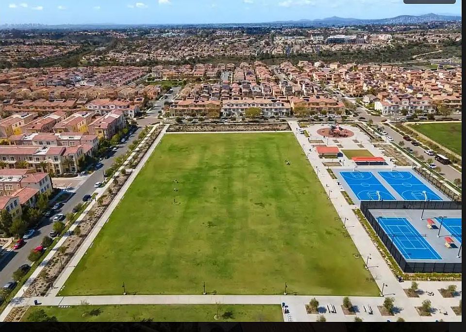 Grove Park is a 2-minute walk from the house.