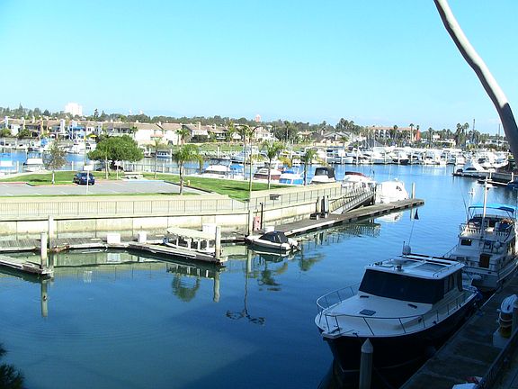3rd image of 5211 Marina Pacifica Dr S