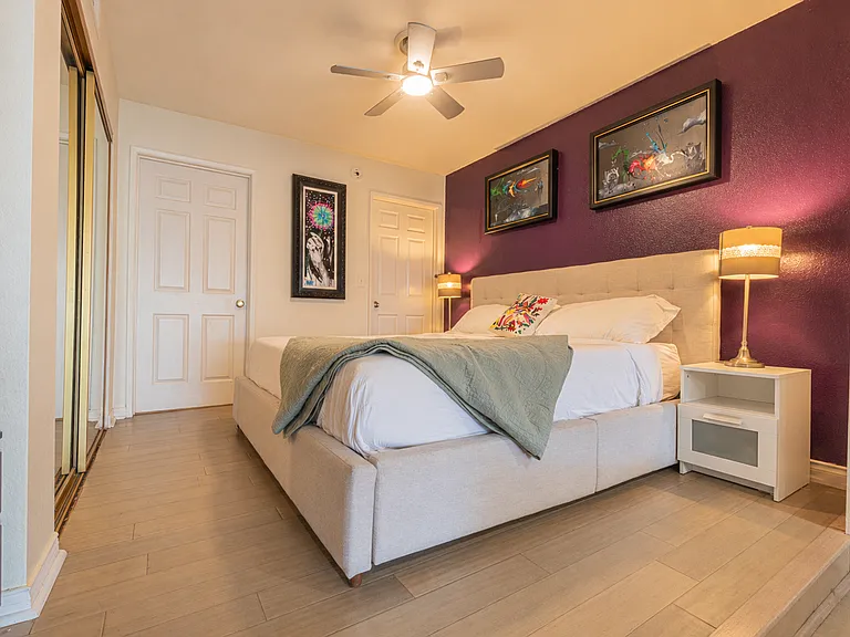 1355 N Sierra Bonita Ave #402 — Photo 21