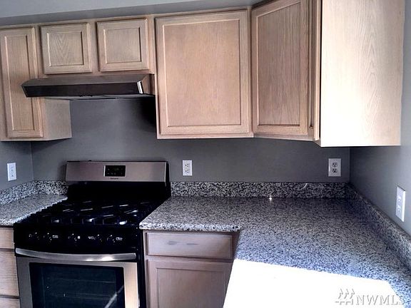 New slab granite.