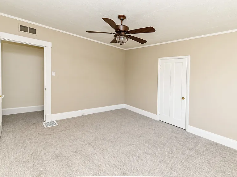 3634 Amberson Ave — Photo 21