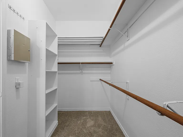 12945 Peach Tree Way — Photo 35