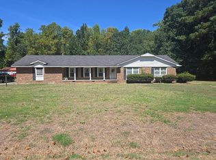 226 Tyree Rd, Kinston, NC 28504