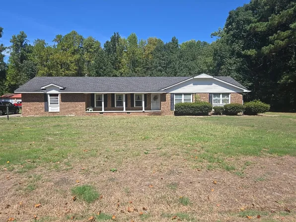 226 Tyree Rd, Kinston, NC 28504