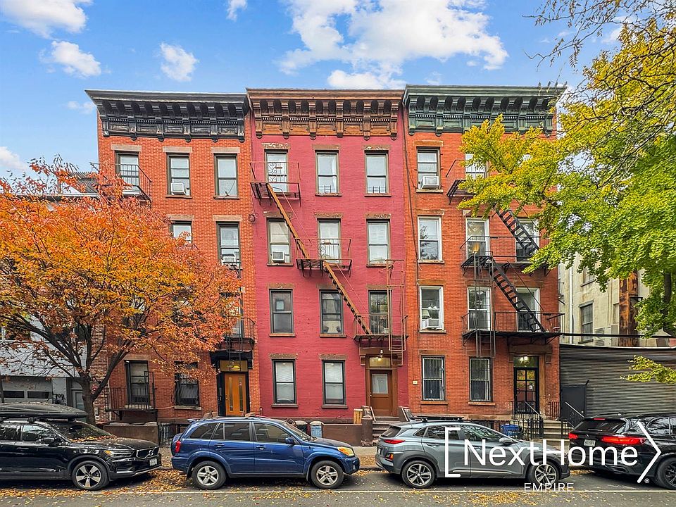 1st image of 713 Sackett St