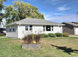 706 6th Pl SE, Mason City, IA 50401