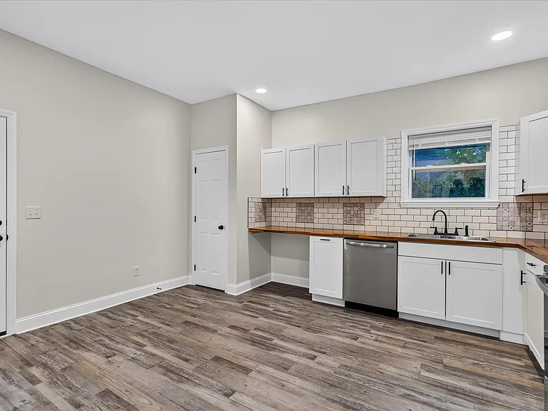 1713 S Orchard Knob Ave — Photo 6