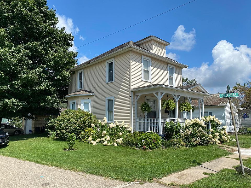 1096 Church St, Logan, OH 43138 Zillow