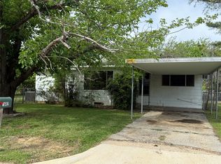 1602 SE 11th Ave, Mineral Wells, TX 76067