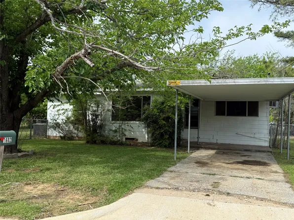 1602 SE 11th Ave, Mineral Wells, TX 76067