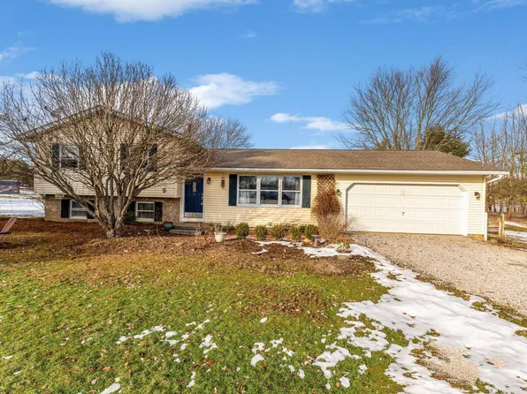 9238 Sportsman Club Rd, Johnstown, OH 43031