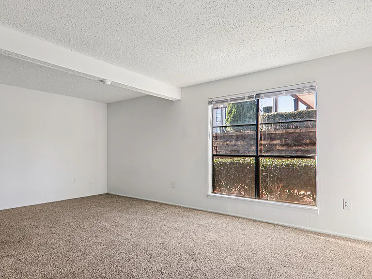 Andover Park Apartments — Photo 35