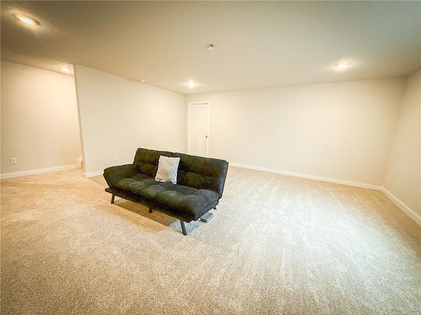 146 Jerome Dr, Butler, PA 16001