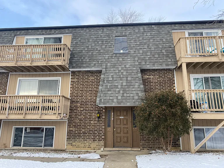 890 Gettysburg Dr #1 — Photo 7