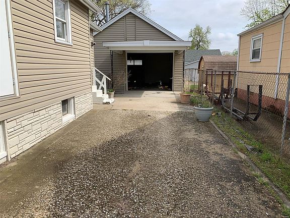 5th image of 518 Bainbridge St