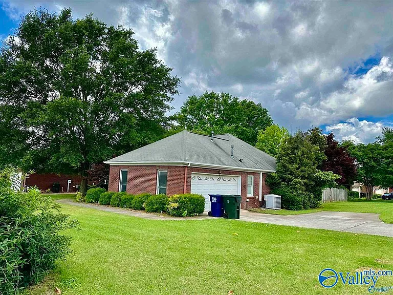111 Tumbleweed Dr — Photo 4
