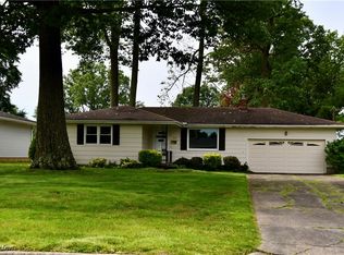 4689 Crabwood Dr, Youngstown, OH
