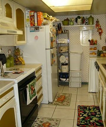 4th image of 4363 Aqua Vista Dr #15-L