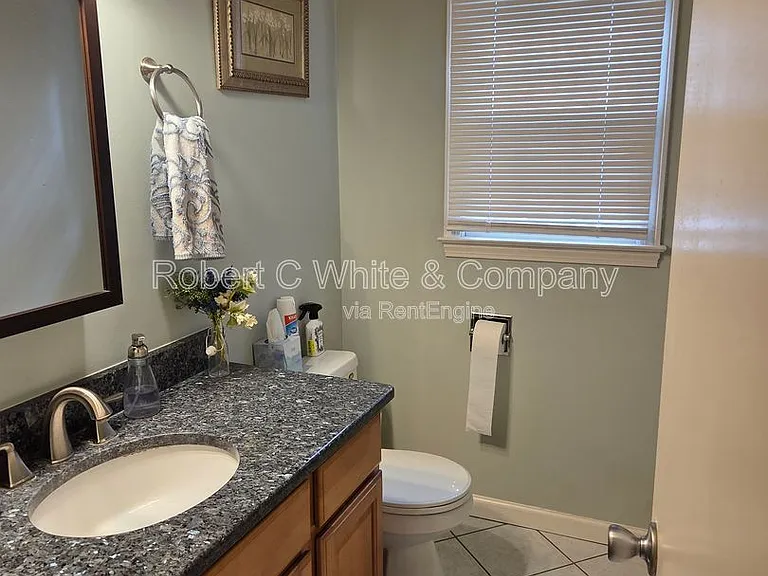 23 Regency Ct — Photo 7
